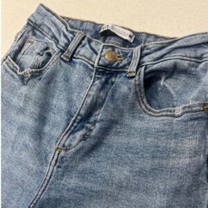 Zara 1975 High Rise Mini flare Jeans - Raw Hem - Size 27 US 4)